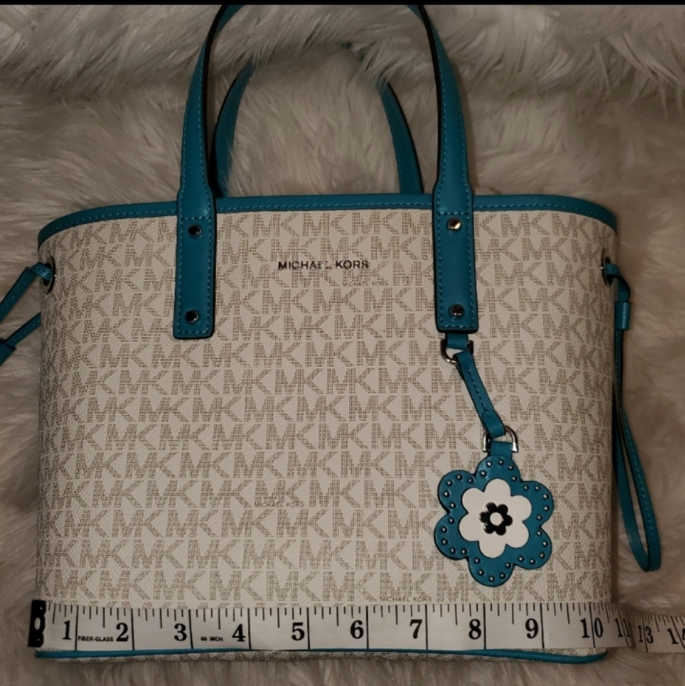 Authentic Michael Kors Carter Tote